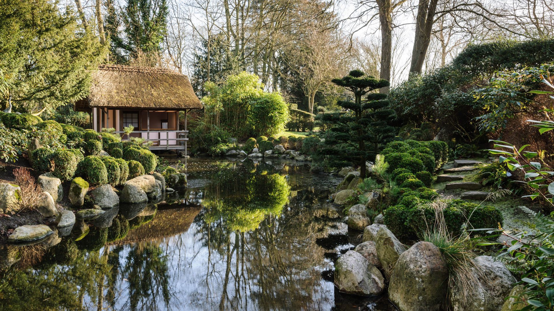 Belmond Le Manoir aux Quat'Saisons Japanese garden