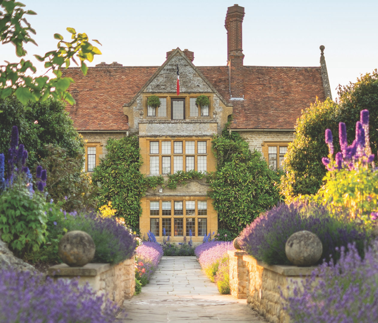 Belmond Le Manoir aux Quat'Saisons lavender path