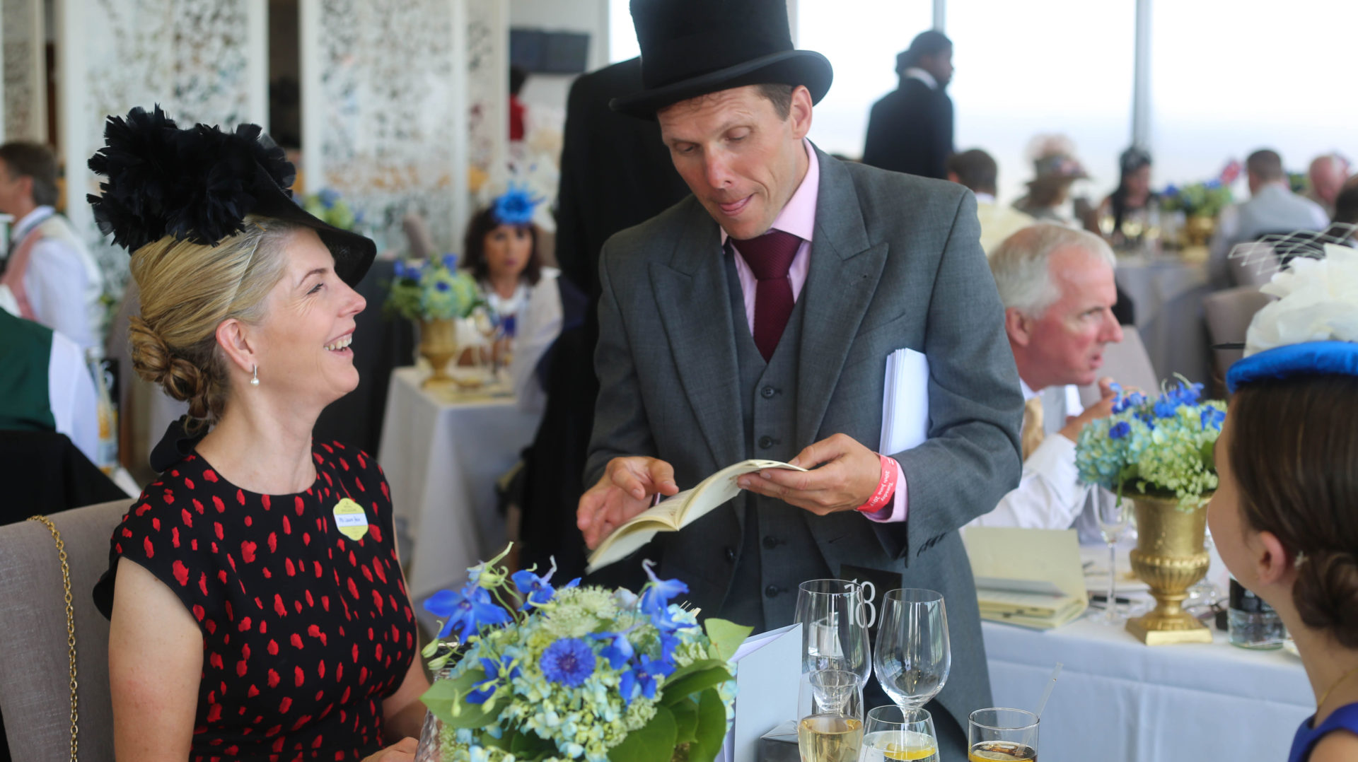 guests betting at Royal Ascot